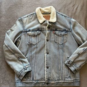 Levi’s Sherpa denim jacket